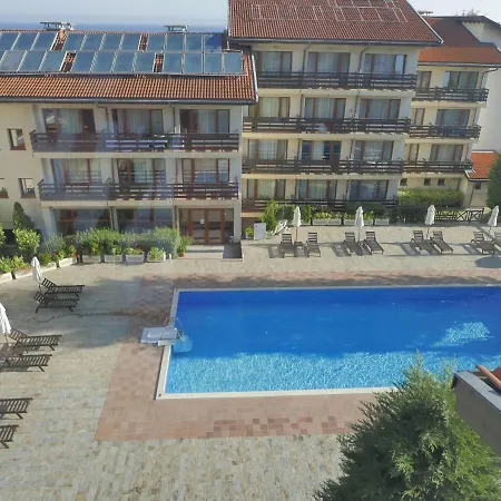Apartament Mare *